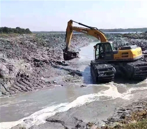 河道清淤挖掘机